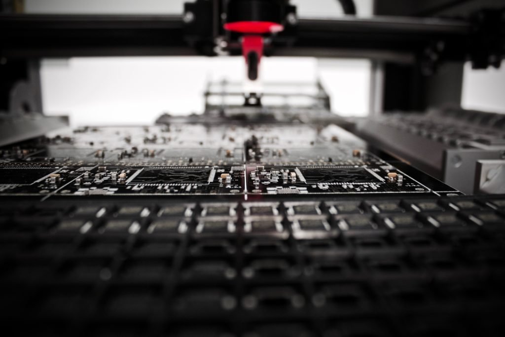 Precision parts manufacturer improves its business efficiency