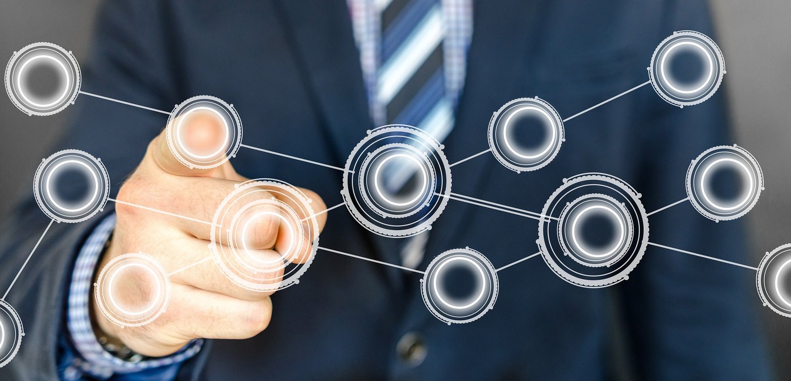Why Government Agencies Should Adopt Automation And Why They Don’t